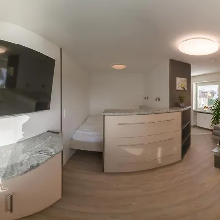 #5 Hq In Bester Lage * Friedrichshafen