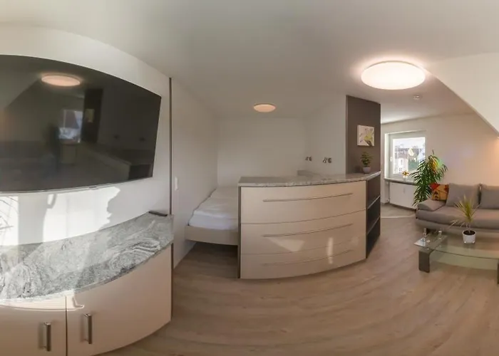 #5 Hq In Bester Lage * Friedrichshafen